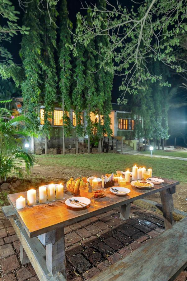 Saffronstays Laburnum House, Wada - Palghar エクステリア 写真