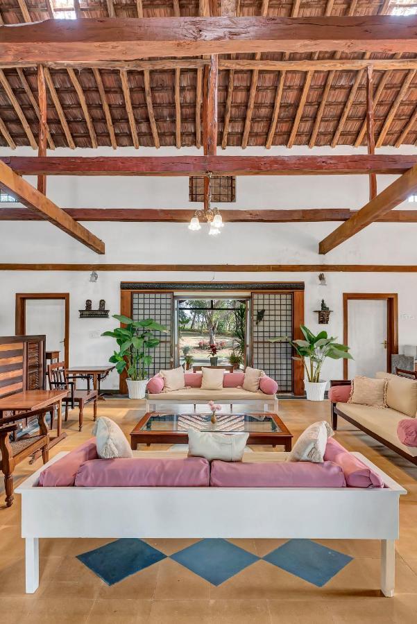 Saffronstays Laburnum House, Wada - Palghar エクステリア 写真