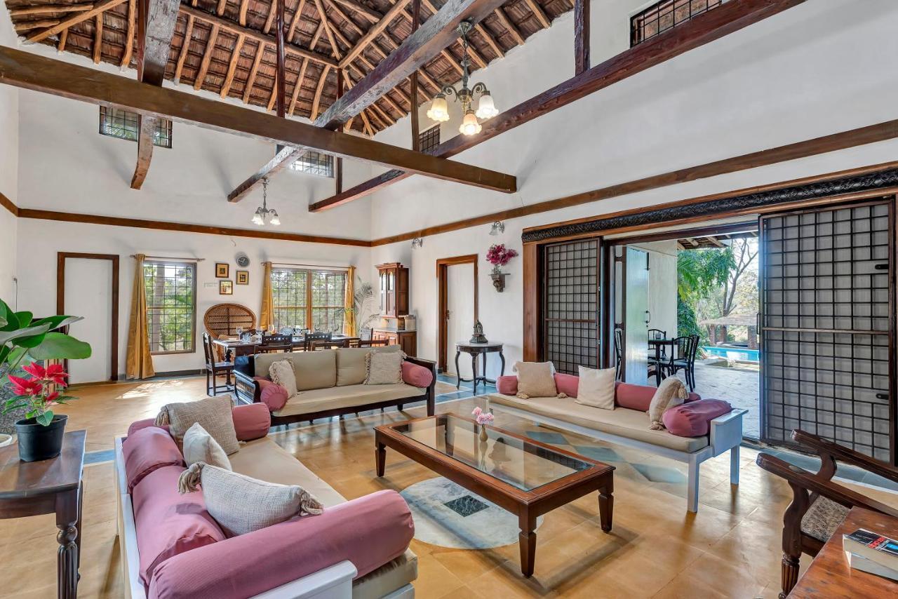 Saffronstays Laburnum House, Wada - Palghar エクステリア 写真